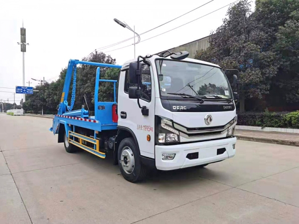 國(guó)六多利卡D7 福瑞卡F7擺臂式垃圾車